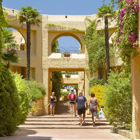 Hotel Mangia's Brucoli, Sicily, Autograph Collection 5*